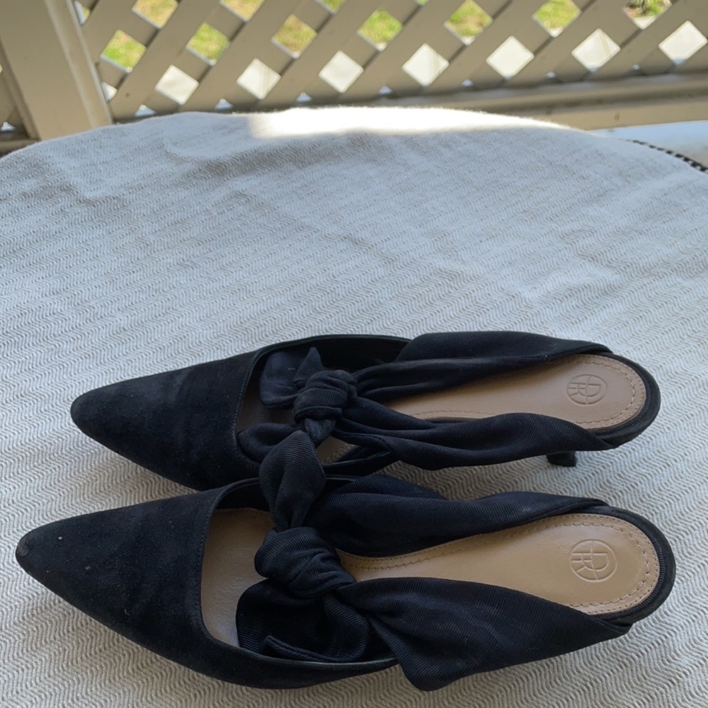 The row Swede and sarin mules